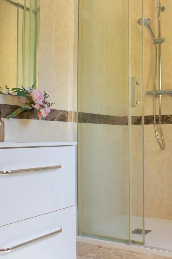 Apartment Villa Imperial - Chalet Independiente En Marbella Spain
