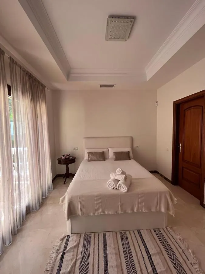 Villa Imperial - Chalet Independiente En Marbella Apartment