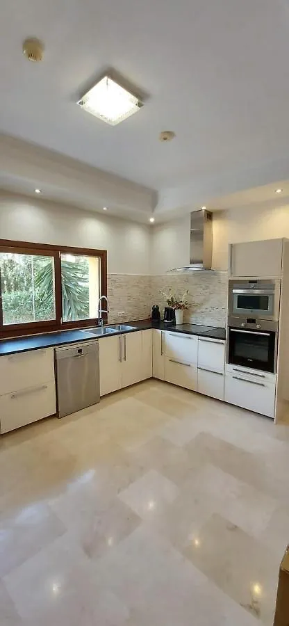 Apartment Villa Imperial - Chalet Independiente En Marbella